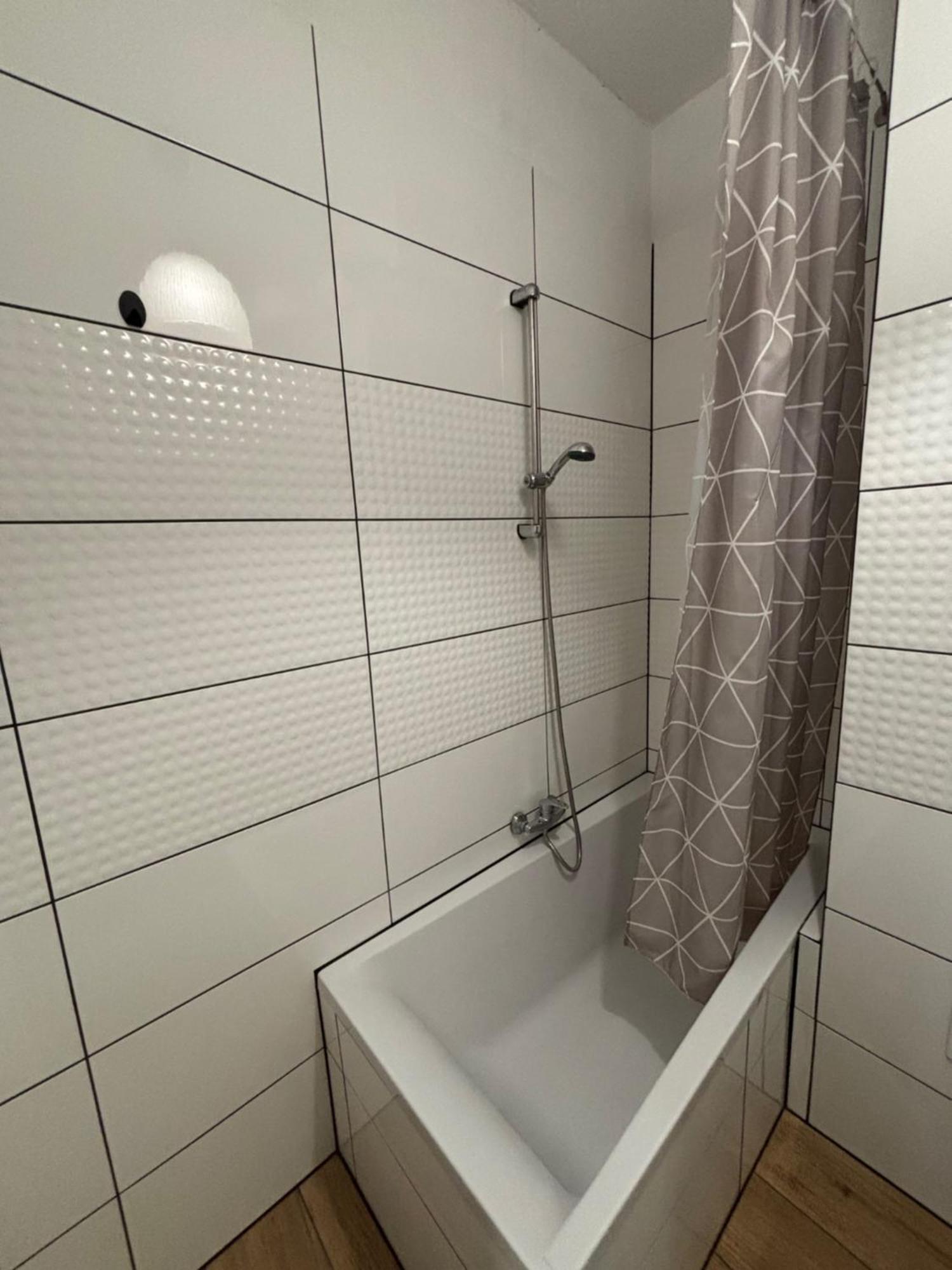 Holdek Apartamenty Francuska Катовице Экстерьер фото